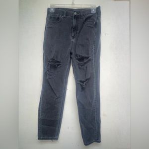 Size 6 AE mom jeans